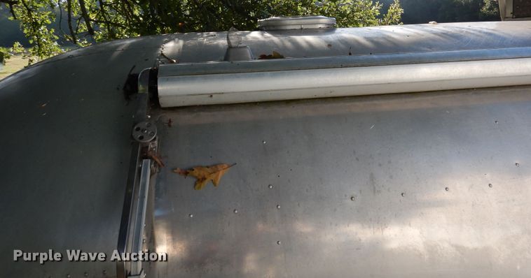 image for item DM6436 1975 Airstream Overlander  camper