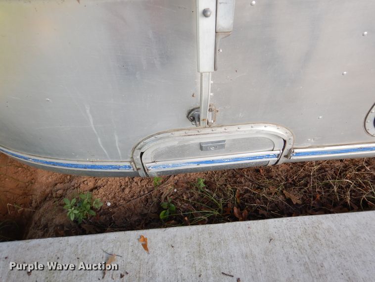 image for item DM6436 1975 Airstream Overlander  camper