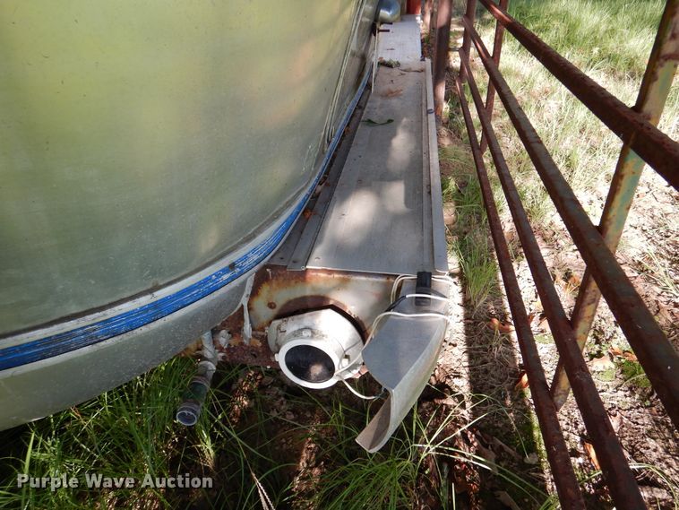 image for item DM6436 1975 Airstream Overlander  camper