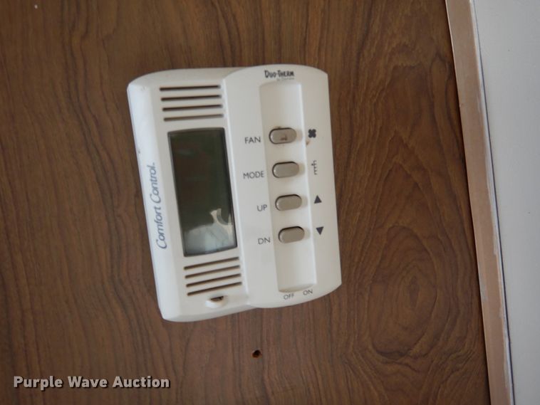 image for item DM6436 1975 Airstream Overlander  camper