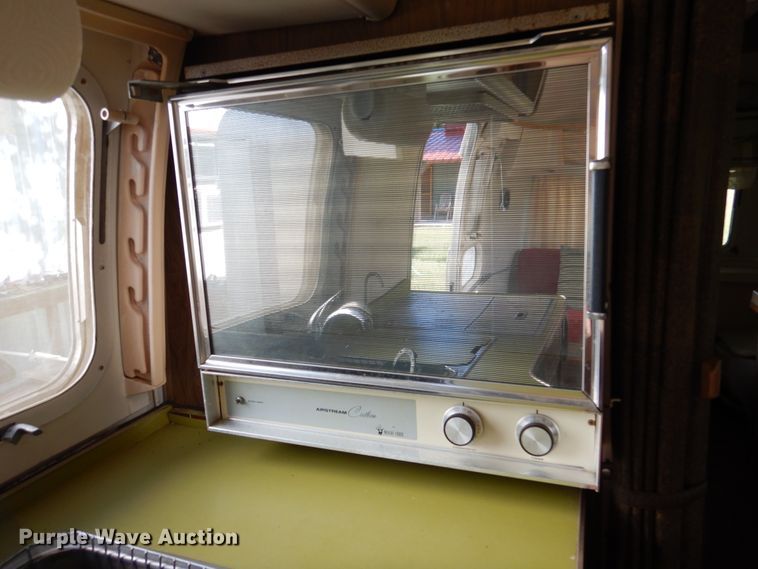 image for item DM6436 1975 Airstream Overlander  camper