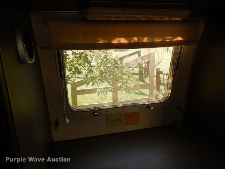 image for item DM6436 1975 Airstream Overlander  camper