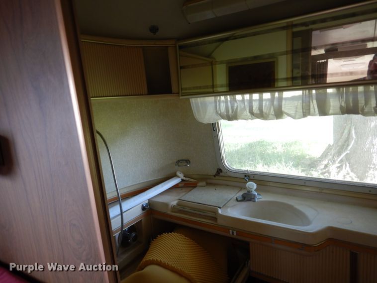 image for item DM6436 1975 Airstream Overlander  camper