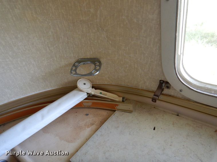 image for item DM6436 1975 Airstream Overlander  camper