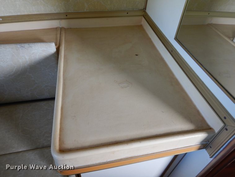 image for item DM6436 1975 Airstream Overlander  camper