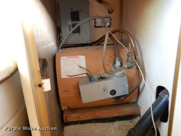 image for item DM6436 1975 Airstream Overlander  camper