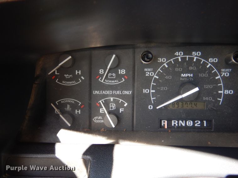 image for item DM6437 1996 Ford Bronco XLT  SUV