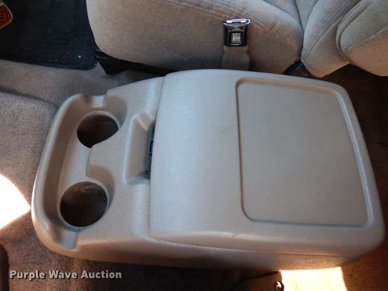 image for item DM6437 1996 Ford Bronco XLT  SUV