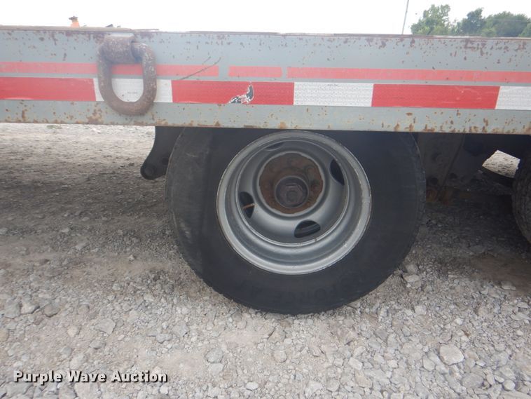image for item HT9395 2005 Interstate 20DT  equipment trailer
