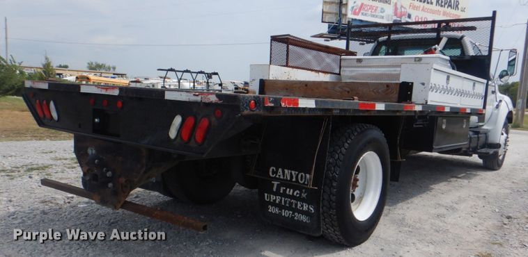 image for item HT9421 2006 Ford F650 Super Duty XLT  flatbed truck