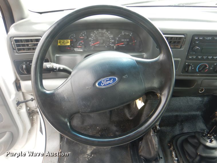 image for item HT9421 2006 Ford F650 Super Duty XLT  flatbed truck