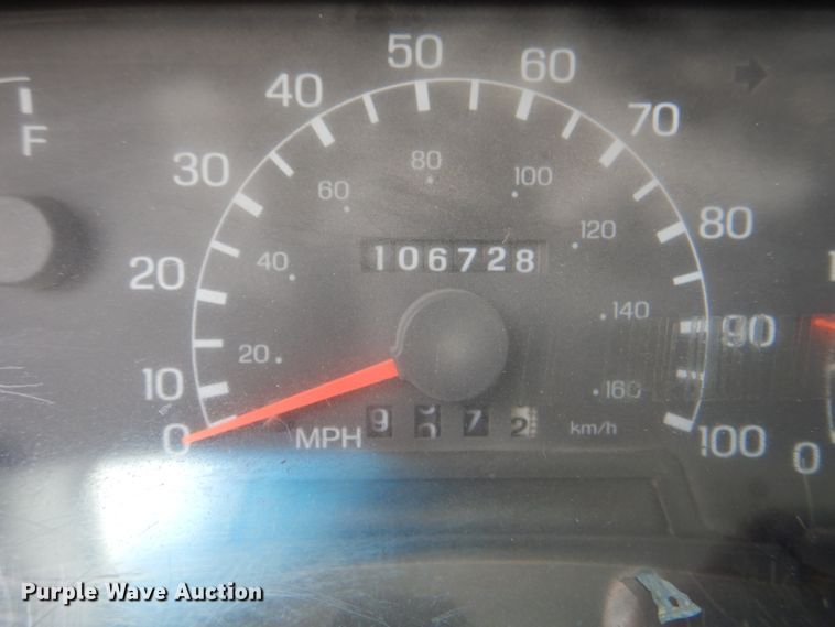 image for item HT9421 2006 Ford F650 Super Duty XLT  flatbed truck