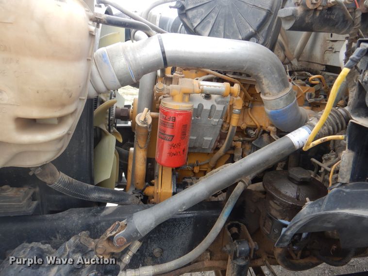 image for item HT9421 2006 Ford F650 Super Duty XLT  flatbed truck