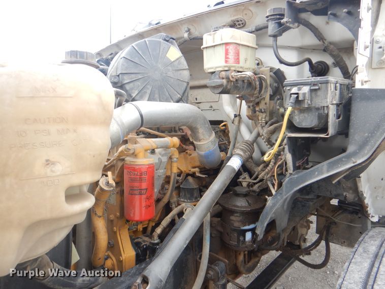 image for item HT9421 2006 Ford F650 Super Duty XLT  flatbed truck