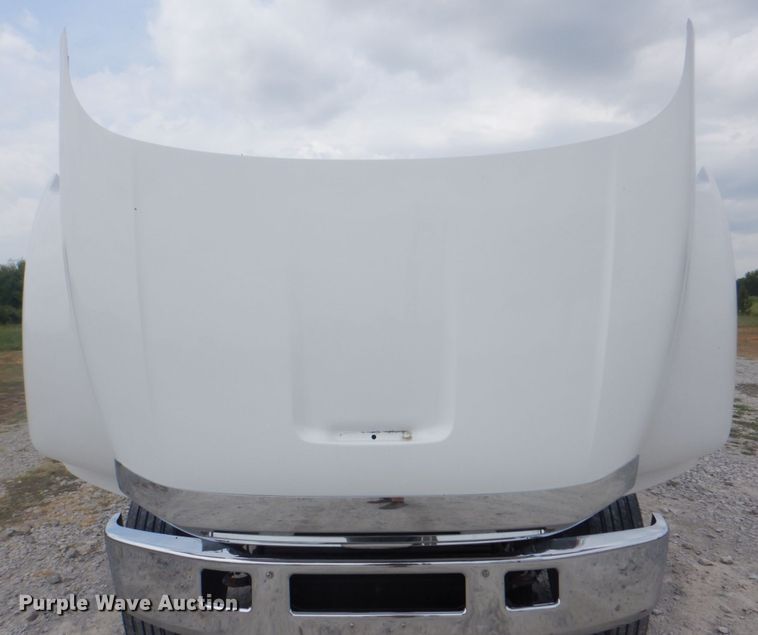 image for item HT9421 2006 Ford F650 Super Duty XLT  flatbed truck