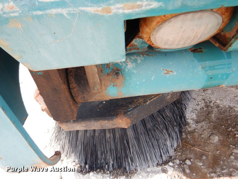 image for item HT9432 Tennant 365  sweeper