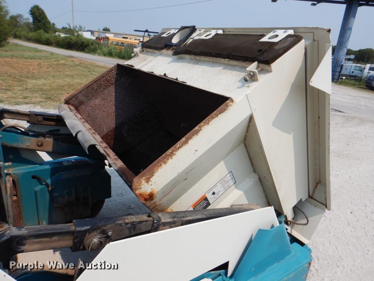 image for item HT9432 Tennant 365  sweeper