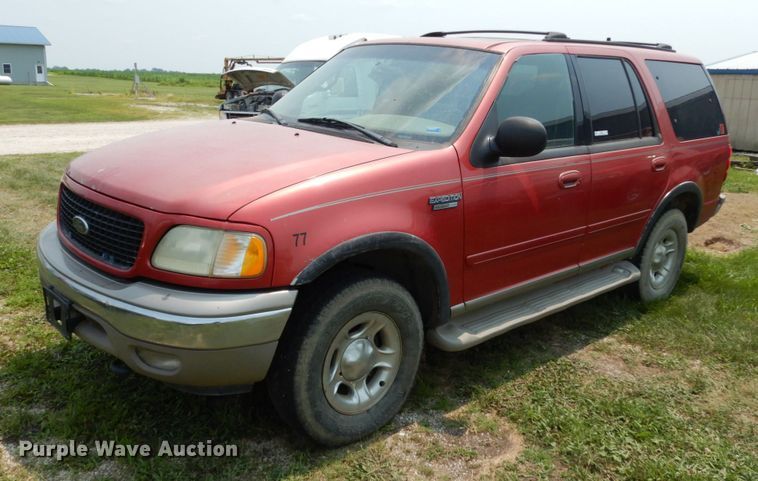 image for item II9661 2002 Ford Expedition Eddie Bauer  SUV