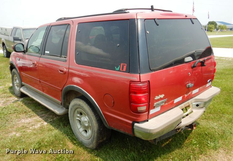 image for item II9661 2002 Ford Expedition Eddie Bauer  SUV