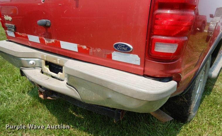 image for item II9661 2002 Ford Expedition Eddie Bauer  SUV