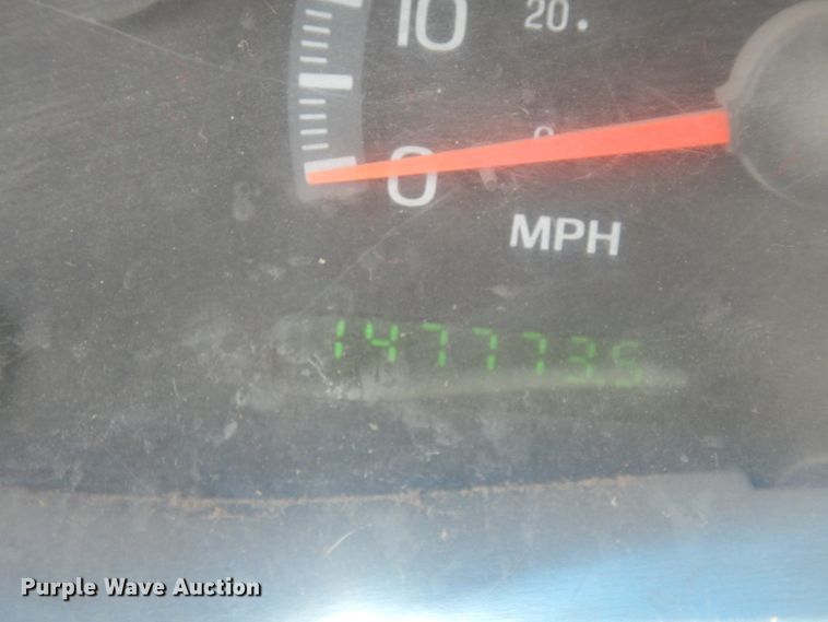 image for item II9661 2002 Ford Expedition Eddie Bauer  SUV