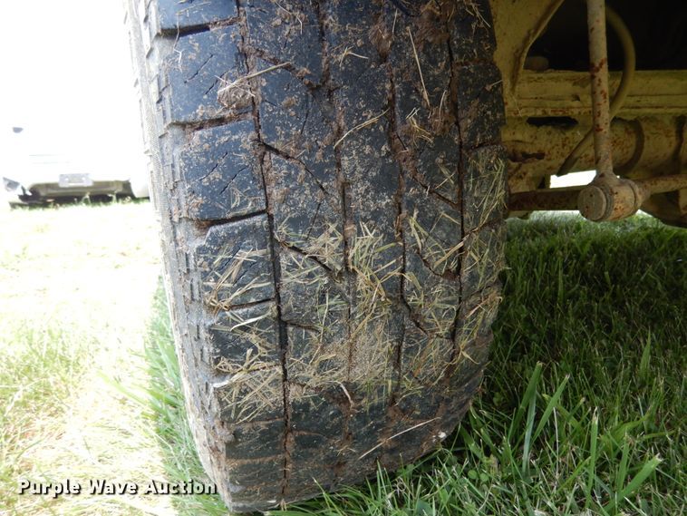 image for item II9661 2002 Ford Expedition Eddie Bauer  SUV