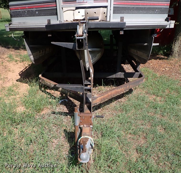 image for item IN9597 1989 Bass Buggy  pontoon boat