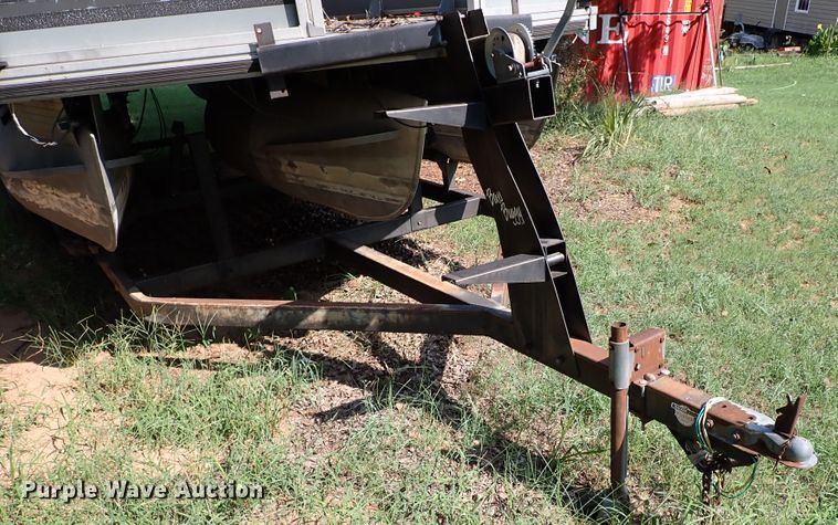 image for item IN9597 1989 Bass Buggy  pontoon boat