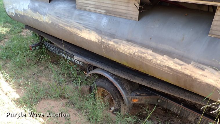 image for item IN9597 1989 Bass Buggy  pontoon boat