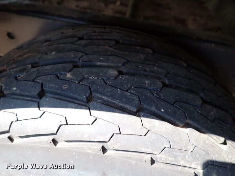 image for item IN9597 1989 Bass Buggy  pontoon boat