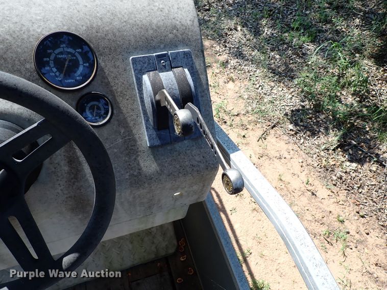 image for item IN9597 1989 Bass Buggy  pontoon boat