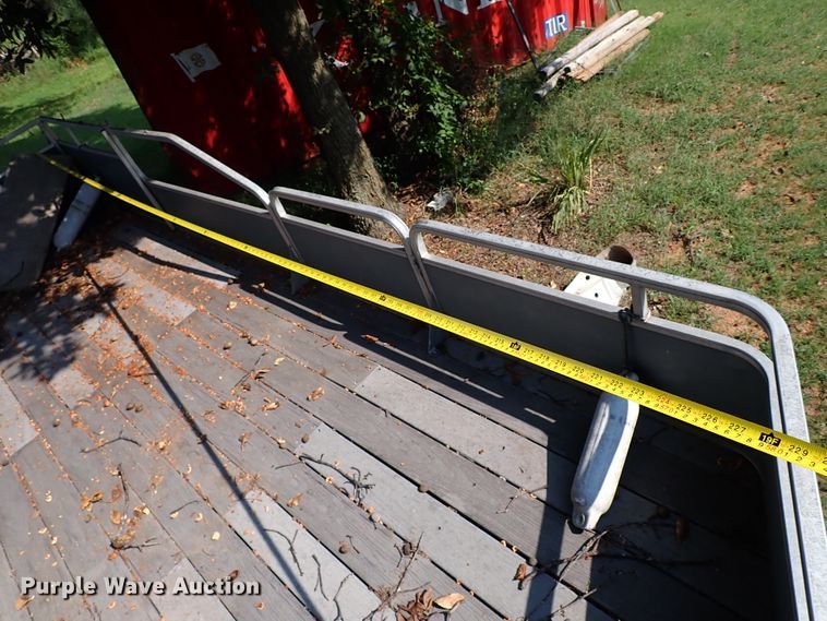 image for item IN9597 1989 Bass Buggy  pontoon boat