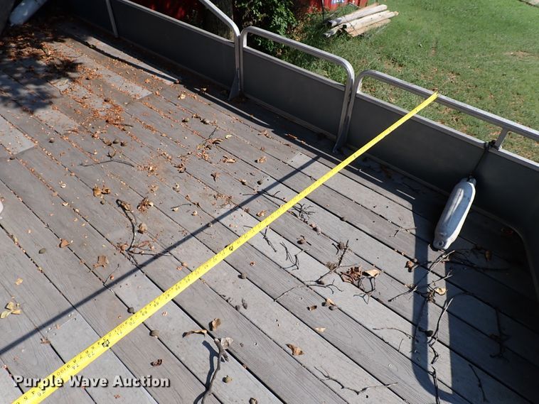 image for item IN9597 1989 Bass Buggy  pontoon boat