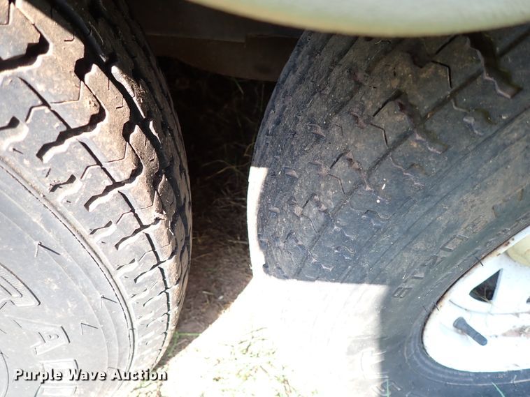 image for item IN9599 2003 R-Vision Trail-Lite  camper