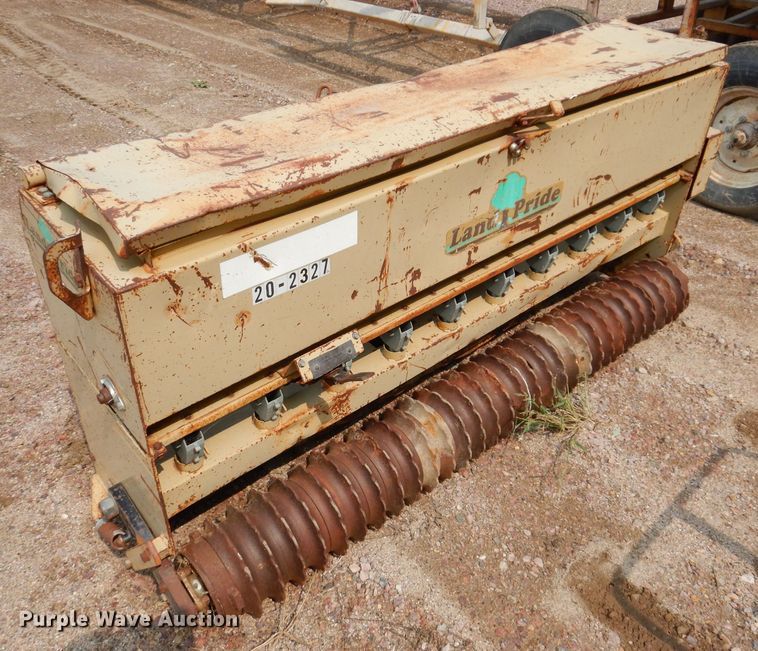 image for item IN9972 Land Pride PS1572  seeder