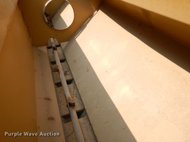 image for item IN9972 Land Pride PS1572  seeder