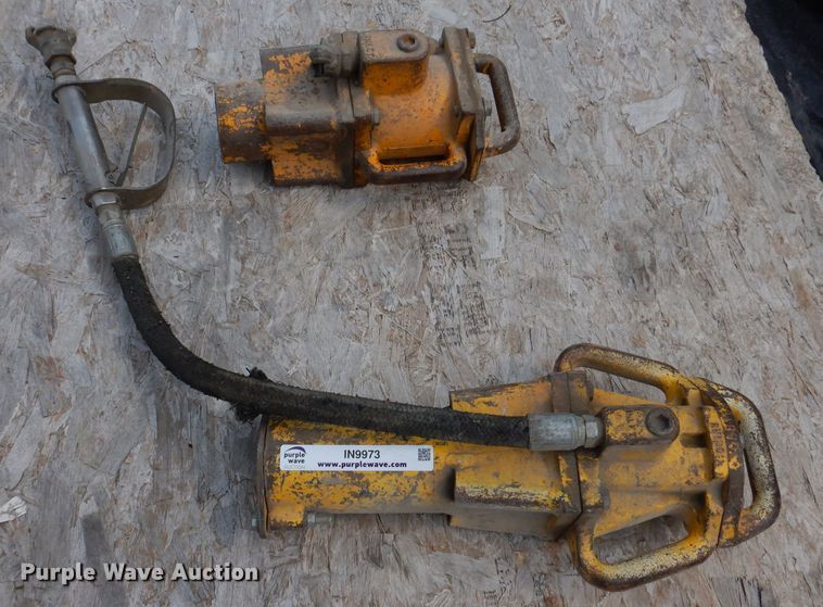 image for item IN9973 (2) Rhino pneumatic post drivers