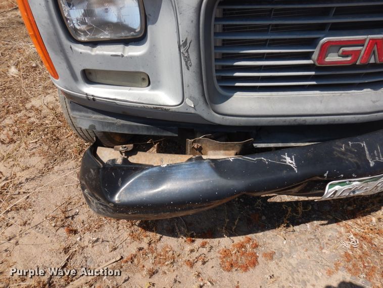 image for item IP9533 1997 GMC Savana G3500  box truck