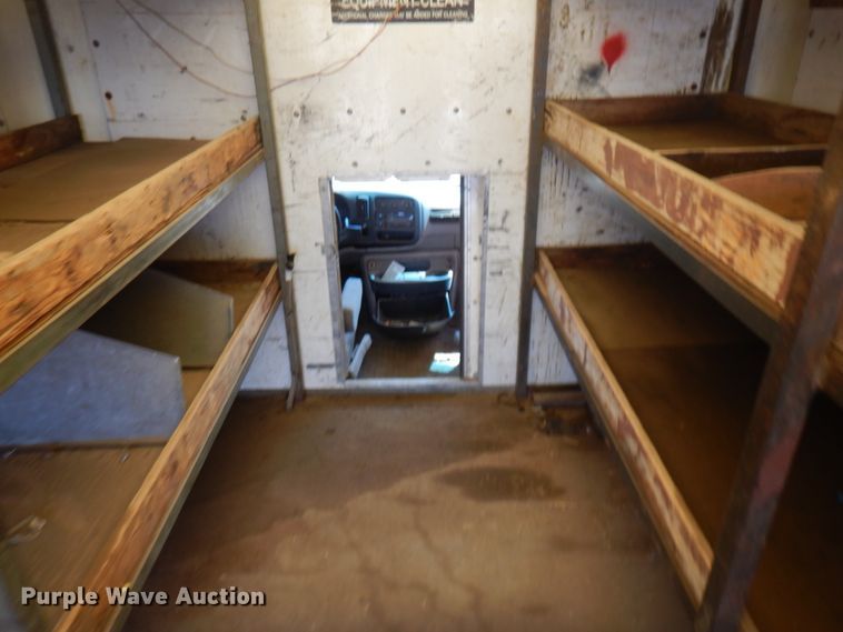 image for item IP9533 1997 GMC Savana G3500  box truck