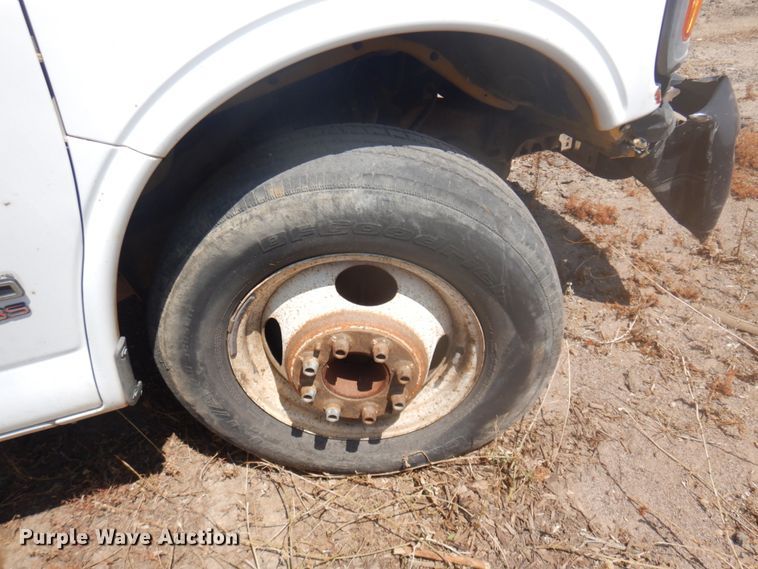 image for item IP9533 1997 GMC Savana G3500  box truck