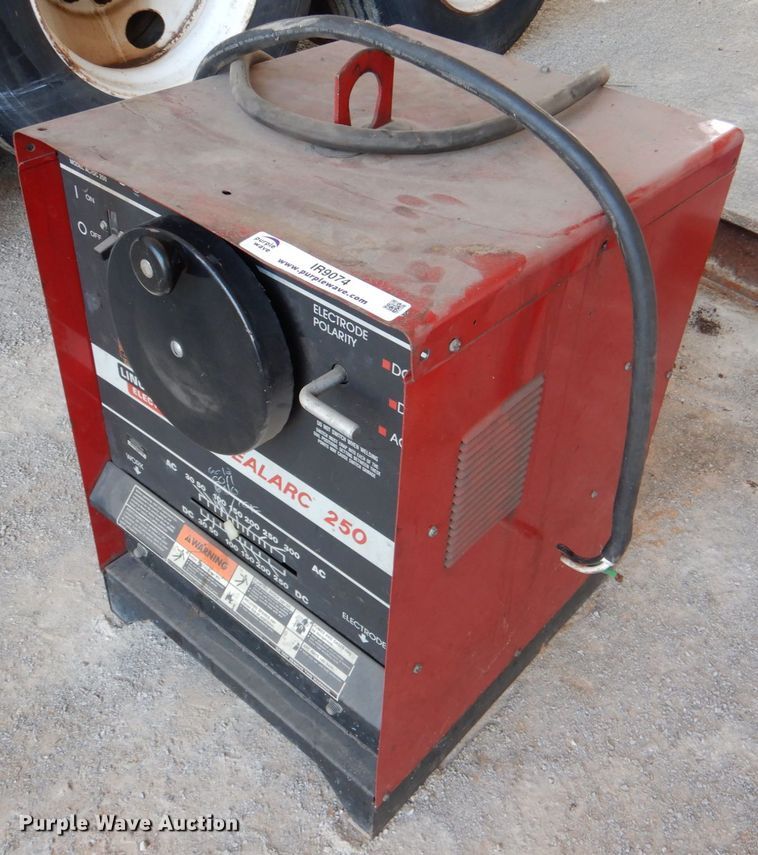 image for item IR9074 Lincoln Idealarc 250  welder