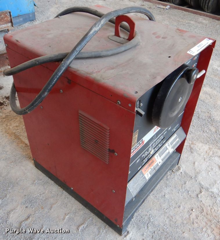 image for item IR9074 Lincoln Idealarc 250  welder