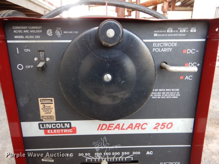 image for item IR9074 Lincoln Idealarc 250  welder