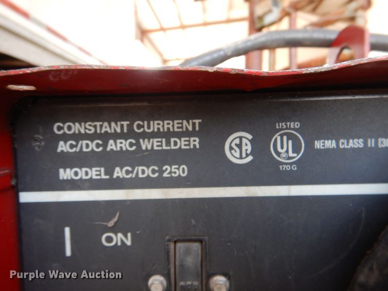 image for item IR9074 Lincoln Idealarc 250  welder