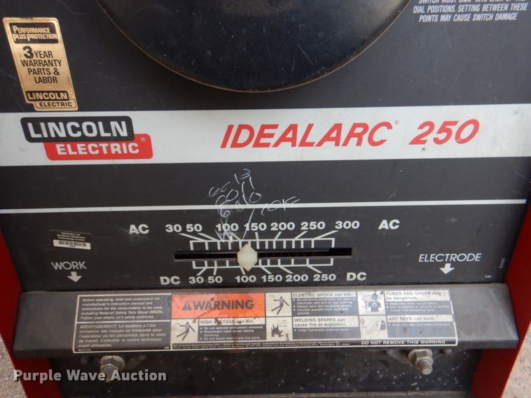 image for item IR9074 Lincoln Idealarc 250  welder