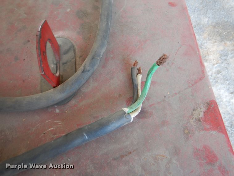 image for item IR9074 Lincoln Idealarc 250  welder