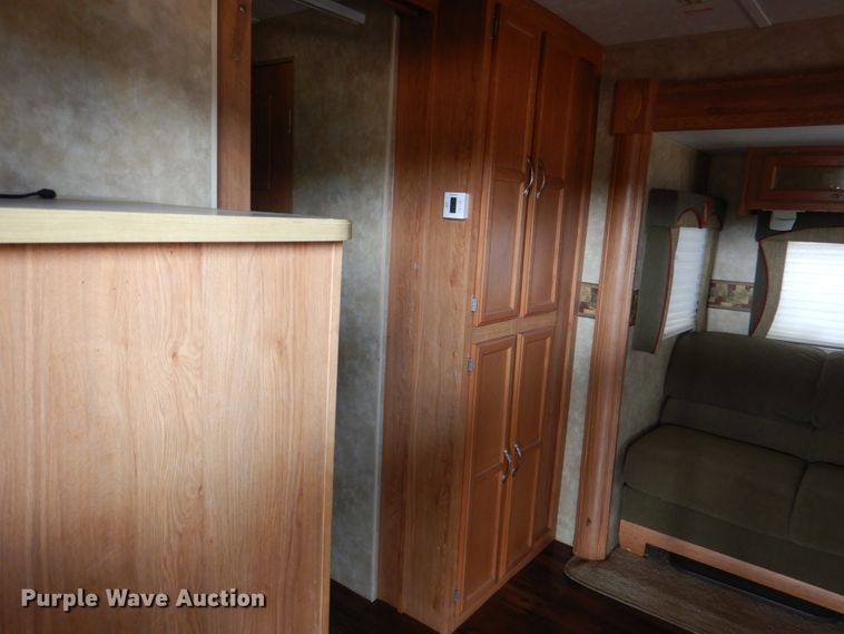 image for item IR9077 2007 Jayco Jay Flight  camper