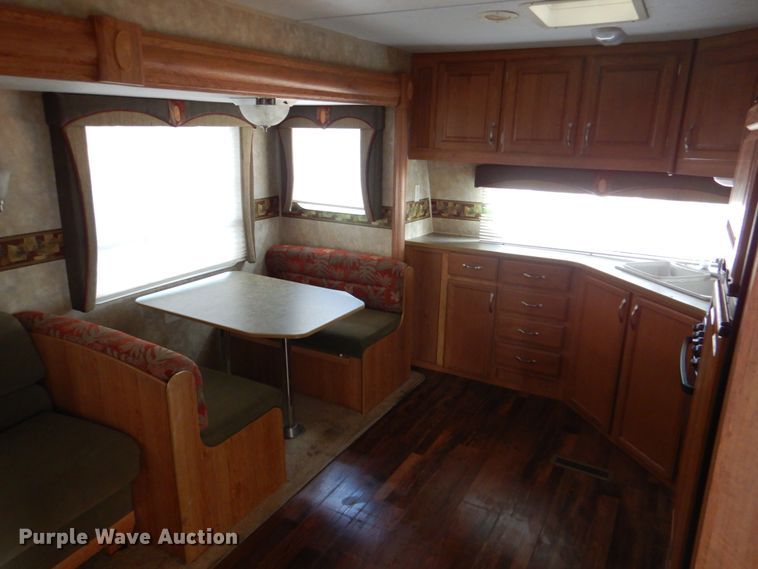 image for item IR9077 2007 Jayco Jay Flight  camper