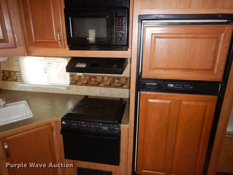 image for item IR9077 2007 Jayco Jay Flight  camper