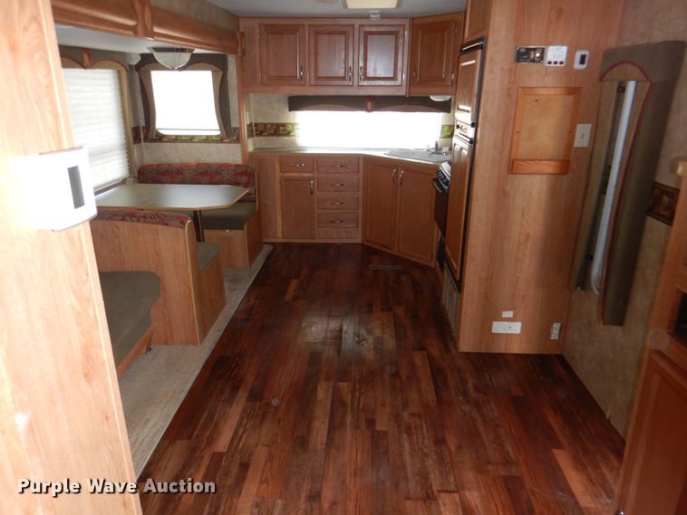 image for item IR9077 2007 Jayco Jay Flight  camper